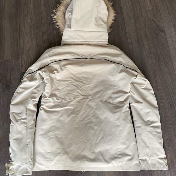 Descente Ski Jacket - Picture 10 of 16